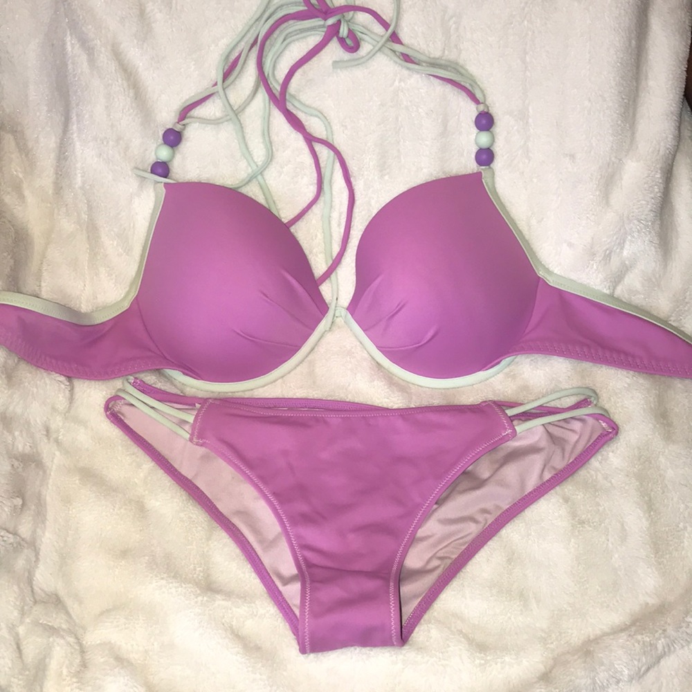 Victoria’s Secret swim. 34dd top with m bottom